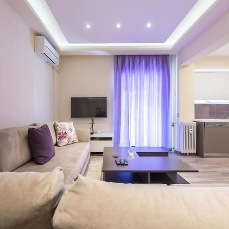 An Impressive 2 Bdr Apt In Glyfada Atenas Exterior foto